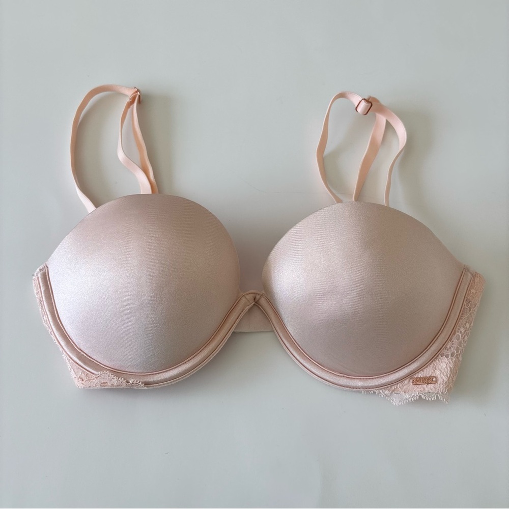 Victoria’s Secret Pink Champagne Shimmer Lace Bra